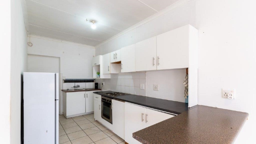 3 Bedroom Property for Sale in Pacaltsdorp Western Cape